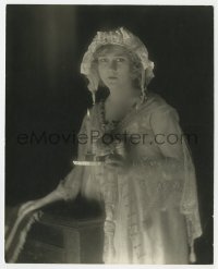 3h562 LOUISE LOVELY deluxe 7.75x9.5 still 1920s great close up in nightgown holding candle in the dark!