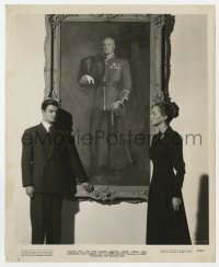 3h708 PARADINE CASE 8x10 still 1948 Louis Jourdan & Ann Todd standing by painting, Hitchcock!