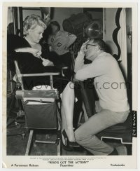 3h953 WHO'S GOT THE ACTION candid 8.25x10 still 1962 Lana Turner on set with director Daniel Mann!