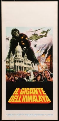 3p375 GOLIATHON Italian locandina 1977 art of mob of people running from huge ape terrorizing city!