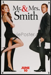 3r834 MR. & MRS. SMITH teaser 1sh 2005 June 10 style; assassins Brad Pitt & sexy Angelina Jolie!
