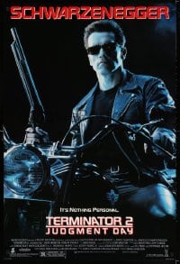 3r949 TERMINATOR 2 heavy stock 1sh 1991 Arnold Schwarzenegger on motorcycle with shotgun!