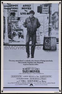 3t853 TAXI DRIVER int'l 1sh 1976 classic blue c/u of Robert De Niro walking, Martin Scorsese!