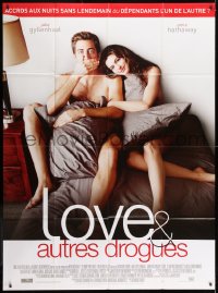 3w772 LOVE & OTHER DRUGS French 1p 2010 naked Jake Gyllenhaal & sexy Anne Hathaway in bed!