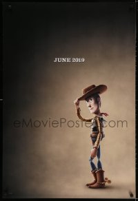 3z952 TOY STORY 4 teaser DS 1sh 2019 Walt Disney, Pixar, Hanks voices Woody who is tipping his hat!