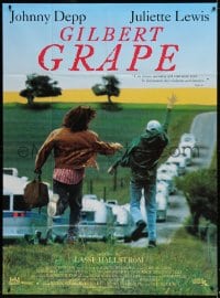 4b991 WHAT'S EATING GILBERT GRAPE French 1p 1994 Johnny Depp chasing Leonardo DiCaprio, different!