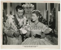 4d131 ANNA & THE KING OF SIAM  8.25x10 still 1946 Irene Dunne shows letter to Rex Harrison!