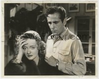 4d275 DARK VICTORY  8x10 still 1939 close up of Humphrey Bogart behind worried Bette Davis!