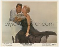 4d070 WHO'S GOT THE ACTION color 8x10 still 1962 sexy Lana Turner kissing Dean Martin with cash!