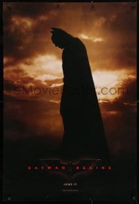 4g543 BATMAN BEGINS teaser DS 1sh 2005 June 17, full-length image of Christian Bale in title role!