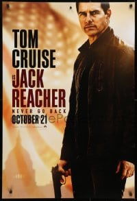 4g728 JACK REACHER NEVER GO BACK teaser DS 1sh 2016 Tom Cruise in the title role holding gun!
