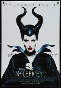 4g766 MALEFICENT advance DS 1sh 2014 cool close-up image of sexy Angelina Jolie in title role!