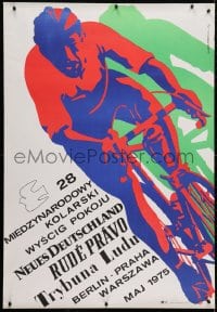 4g093 28 MIEDZYNARODOWY KOLARSKI WYSCIG POKOJU Polish 27x39 1975 cyclist by Witold Mysyrowicz!
