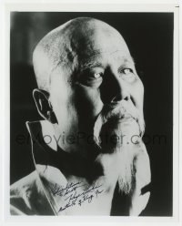 4x829 KEYE LUKE signed 8x10 REPRO still 1980s best close portrait as Master Po from TV's Kung Fu!