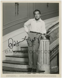 4x528 ROSSANO BRAZZI signed 8x10.25 still 1962 standing at bottom of stairs in Rome Adventure!