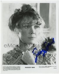 4x538 SISSY SPACEK signed 8x10 still 1981 as the small town switchboard operator in Raggedy Man!