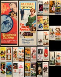 5a486 LOT OF 32 UNFOLDED INSERTS 1960s great images from a variety of different movies!