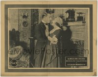 5b817 STOLEN MOMENTS LC 1920 romantic close up of Rudolph Valentino embracing Marguerite Namara!