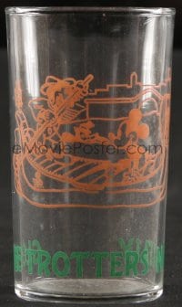 5c015 HARLEM GLOBETROTTERS drinking glass 1964 in Italy with Mickey Mouse, Walt Desney tie-in!