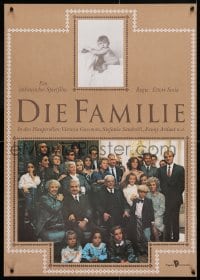 5f338 FAMILY East German 23x32 1989 great portrait of Vittorio Gassman & his entire family!