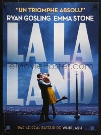 5f927 LA LA LAND teaser French 15x21 2017 great image of Ryan Gosling & Emma Stone embracing over city!