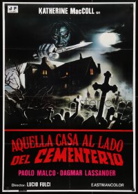 5f620 HOUSE BY THE CEMETERY Spanish 1984 Lucio Fulci, Sciotti art of killer over graveyard!