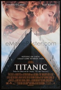 5g938 TITANIC revised int'l DS 1sh 1997 Leonardo DiCaprio & Winslet, James Cameron!