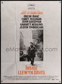 5j475 INSIDE LLEWYN DAVIS French 1p 2013 Coen Brothers, Oscar Isaac on street with cat & guitar!