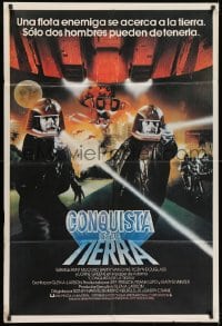 5p425 CONQUEST OF THE EARTH Argentinean 1980 great image of wacky aliens terrorizing Hollywood!
