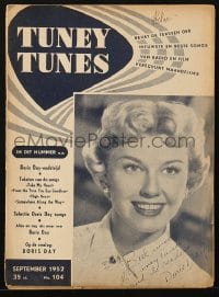 5s607 TUNEY TUNES Dutch magazine September 1952 great cover portrait of pretty Doris Day!