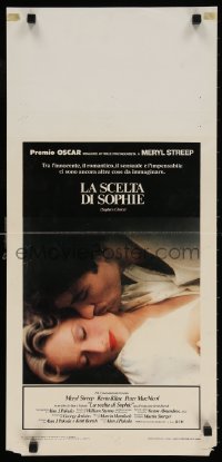 5y747 SOPHIE'S CHOICE Italian locandina 1983 Alan J. Pakula, romantic c/u of Meryl Streep & Kevin Kline!
