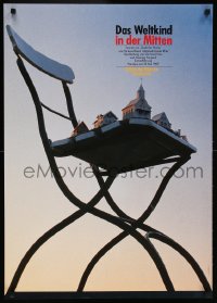 5z302 DAS WELTKIND IN DER MITTEN 23x33 German stage poster 1987 town on a chair by Holger Matthies!