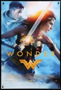 5z982 WONDER WOMAN advance DS 1sh 2017 sexiest Gal Gadot in title role/Diana Prince, Chris Pine