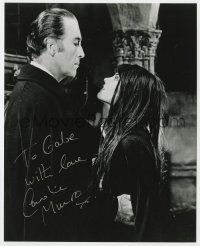 6b732 CAROLINE MUNRO signed 8x10 REPRO still 1980s c/u with Christopher Lee in Dracula A.D. 1972!