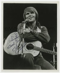 6b782 GLEN CAMPBELL signed 8x10 REPRO still 1970s portrait of the singer with guitar on stage!