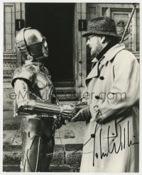 6b831 JOHN WILLIAMS signed 8x10 REPRO still 1990s the composer shaking hands with Star Wars' C-3PO!