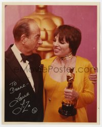 6b669 LIZA MINNELLI signed color 8x10 REPRO still 1980s with her father Vincente at the Oscars!