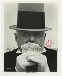 6b367 ROD STEIGER signed 8x10 still 1976 recreating classic poker image in W.C. Fields & Me!