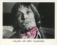6b995 WILLIAM SMITH signed 8x10 REPRO still 1980s great monster portrait from Grave of the Vampire!