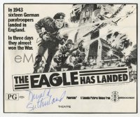 6b189 DONALD SUTHERLAND signed 4x5 pressbook ad 1977 cool artwork for The Eagle Has Landed!