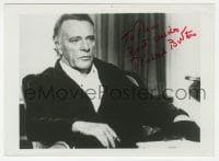 6b434 RICHARD BURTON signed 5x7 photo 1980s in his dressing room seated in a smoking jacket!