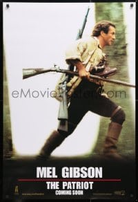 6g841 PATRIOT int'l teaser DS 1sh 2000 huge close up image of Mel Gibson running w/guns!
