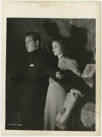 6h187 BULLDOG DRUMMOND'S SECRET POLICE 8x11 key book still 1939 John Howard guards Heather Angel!