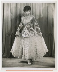 6h415 HELEN MORGAN STORY 7.25x9 news photo 1957 Polly Bergen tries on the singer's original dress!