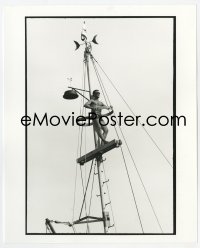 6h007 JAWS deluxe candid 8x10 file photo 1975 Roy Scheider in skimpy swimsuit getting sun on mast!