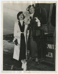 6h620 MARLENE DIETRICH/DOLORES DEL RIO 7x9 news photo 1936 leaving Los Angeles airport for Europe!