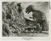6h704 ONE MILLION YEARS B.C. 8.25x10 still 1967 FX scene with sexy Raquel Welch attacked by T-Rex!