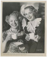 6h983 WOMAN IN QUESTION candid 8x10 still 1953 Jean Kent & Susan Shaw having tea on the set!