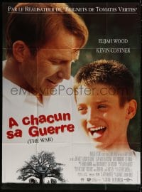 6k974 WAR French 1p 1994 great close portrait of Kevin Costner & young Elijah Wood