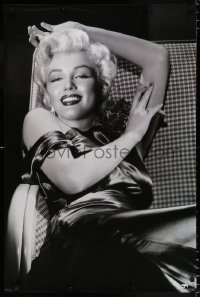 6r253 MARILYN MONROE 24x36 commercial poster 1985 sexy portrait reclining in chair!